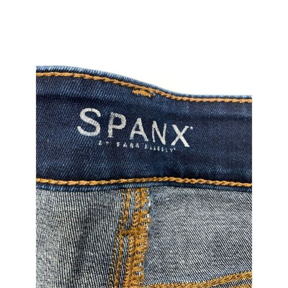 Spanx Women's 5-Pocket Skinny Denim Jeans Dark Wash Blue Size 28 - Picture 4 of 9